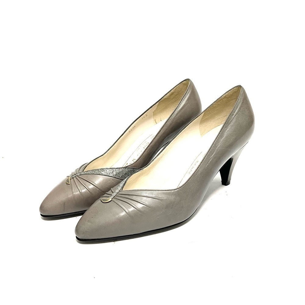 BRUNO MAGLI | Vintage 1980s gray leather ruched snakeskin appliqué worker pumps